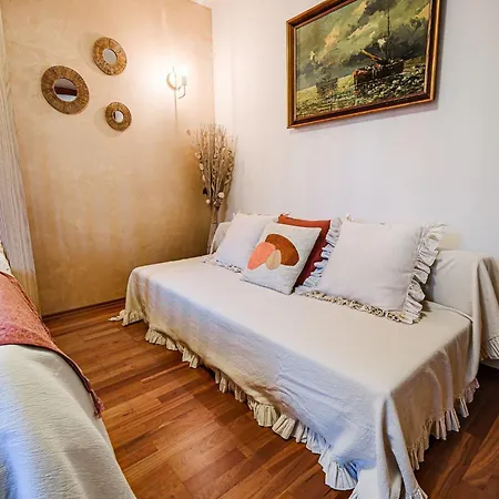 Elegant And Scenic Peaceful - One Bedroom With Terrace بورتوروز