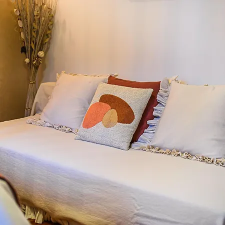 Elegant And Scenic Peaceful - One Bedroom With Terrace شقة