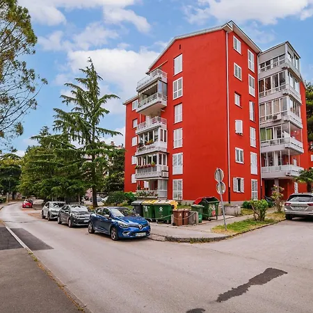 Апартаменты Elegant And Scenic Peaceful Portoroz - One Bedroom With Terrace